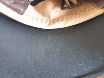 Německá helma M 40 - 4