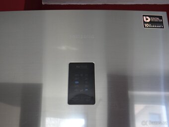 Kombinovaná nerezová chladnička SAMSUNG s mrazákem dole - 4