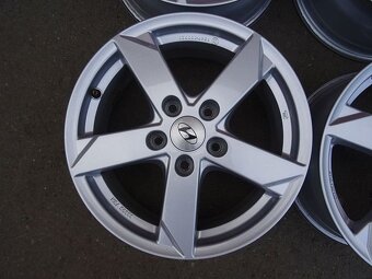 Alu disky na Hyundai, 16", 5x114.3 , ET 50 , šířka 6,5J - 4
