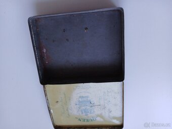 Plechová krabička od tabáku Gianaclis - 4