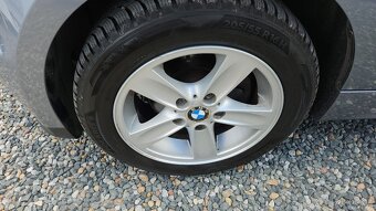 BMW Řada 1 118i 2,0 benzín - 4