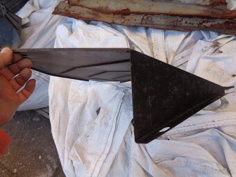 Škoda 120GLS Garde nový plech pod motor na olejový chladič - 4