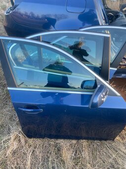 BMW E60 dveře sedan - 4