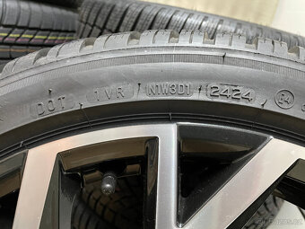R.V 2024 NOVÁ ORIGINÁL ZIMNÍ SADA ŠKODA SUPERB 3,4 235/40/19 - 4