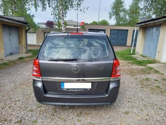 Opel Zafira 1,8 16V 103kw r.v.2010 7míst - 4
