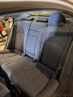 Prodám černý látkový interier mercedes benz w211 sedan - 4