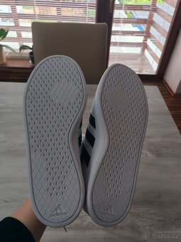 Tenisky Adidas 43 1/3 nové - 4
