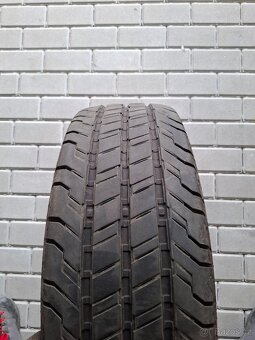 Pneu Continental ContiVanContact 100, 215/65 R16C 109/107T - 4