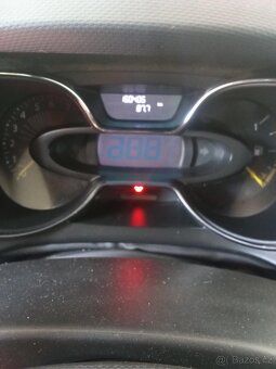 Renault Captur - 4