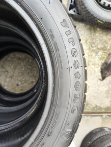 Zimní pneu = 215/55 R17 = FIRESTONE - 4