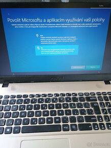 Prodám notebook ASUS Vivobook X541U - 4
