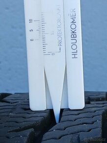 Zimní pneu Nokian 215/60/17C vzorek 7mm - 4