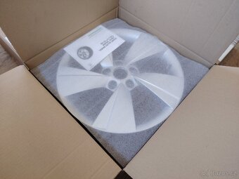NOVÁ Alu kola 5x112 R17 Zeus - Škoda Superb III, Kodiaq - 4
