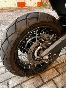 Honda X-ADV 750 - 4