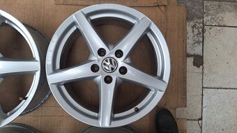 Alu kola VW 18" 5x120 8J ET42 T5 BMW Opel - 4
