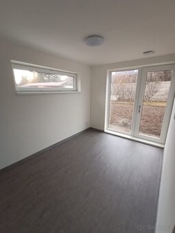 Plastové dveře a okna - 4