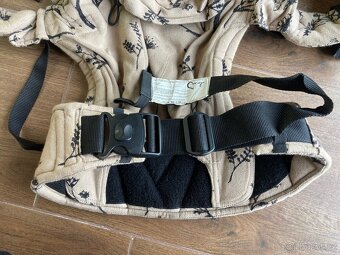 Moyo ergonomické nosítko – po jednom dítěti - 4