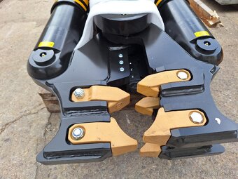 Demoliční nůžky MB PT650 - 4