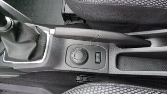 Dacia Duster 1.6i 84 kW 4x4 Prestige - 4