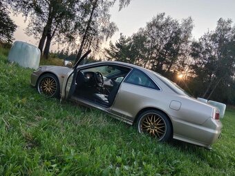 Honda Accord coupe 3.0v6 - 4