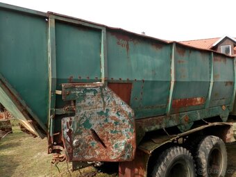 Nástavba s posuvnou podlahou Praga V3S - 4