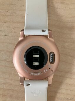 Garmin Vivomove style rose gold - 4