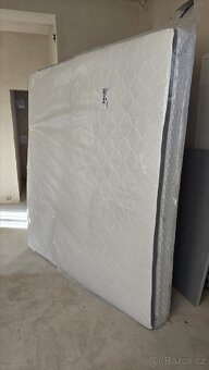 NOVÁ Matrace 180x200 z několika vrstev - výška 26 cm
LEVNĚ - 4
