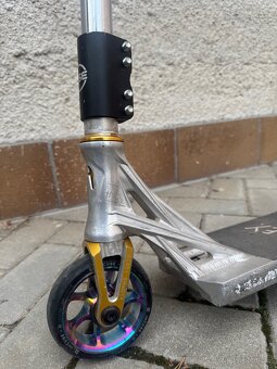 Profesionalni Ethic freestyle koloběžka - 4