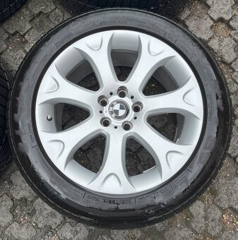 ALU KOLA R19 5X120, ORIGINÁL BMW X5 / X6, ZIMNÍ PNEU 7MM - 4