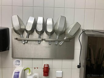 Vybavení rybích pultů - České Budějovice - 4