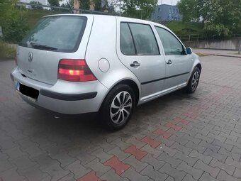 VW Golf - 4