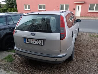 Ford Focus 1.6tdci 80kw - 4