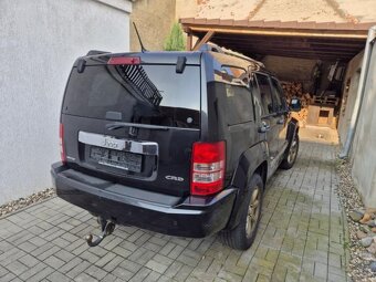 Prodám Jeep Cherokee 2.8CRD 147kW - TAŽNÉ ZAŘÍZENÍ - 4