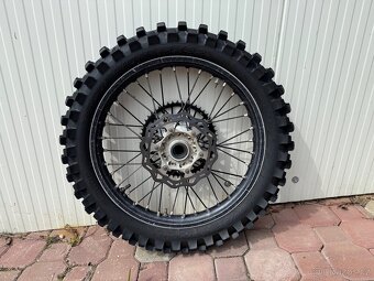 Kola KTM - 4
