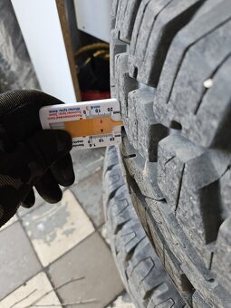 A/T pneu 285/70 R17 - 4