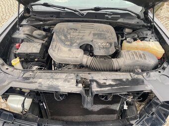 Dodge Challenger 3.6 novy model 2015 r.v - 4
