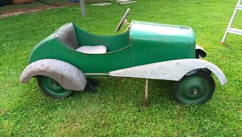 Šlapací auto Praga - 4