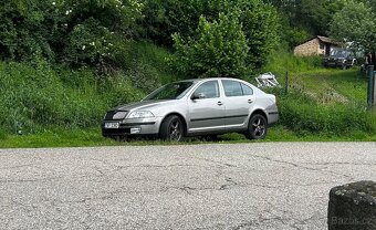Octavia 2 1.9 tdi 77kw. - 4