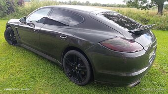 Porsche Panamera 4,8 S 400koní,Vzduch,pohon 4x4,PDK Chrono - 4