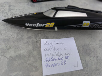 Motorový člun na dálkové ovládání Volantex RTR - 4