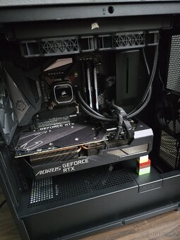 Vodní chlazení Corsair - iCUE H100i RGB PRO XT 240 - 4