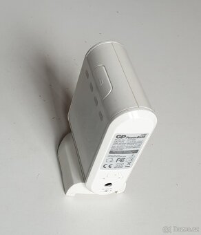 Nabíječka baterií GP- 4 x AA (AAA)- nabíjí po 1 ks - 4