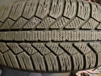 Prodám Sadu pneu 185/65/15 Semperit Zimni - 4
