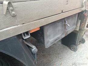 Praga V3S valník s HR 2500 - 4