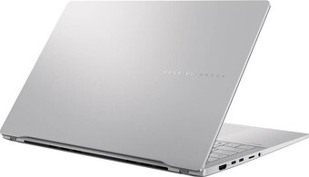 Notebook ASUS Vivobook 15,6 OLED v záruce - 4