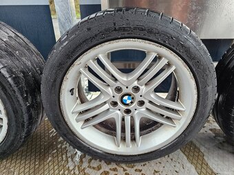 Alu BMW STYLING 89 ukradená - 4