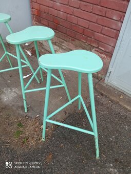 Retro trojnožka - 4