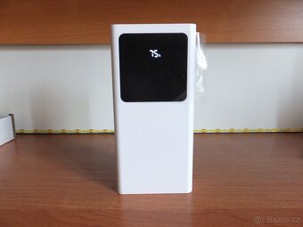 Powerbanka s velkou baterkou, 20000mAh, 22,5W PD. - 4