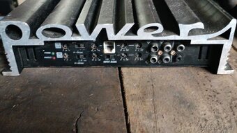 2x Zesilovač k Subwooferu Pioneer + Carpower 14002 - 4