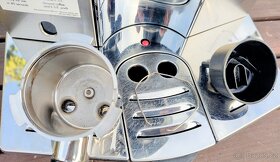 Pákový kávovar De'Longhi EC 850M - sleva 50%. - 4